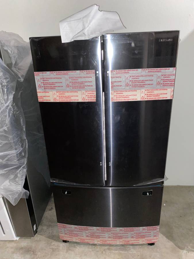 Samsung 28 cu. ft. French Door refrigerator